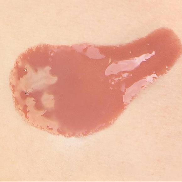 The Balm Cosmetics Plump Your Pucker Lip Gloss - Picture 3 of 3